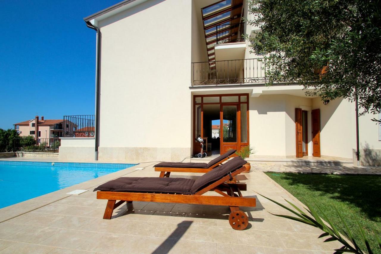 Апартаменти Casa Rafael 1 Novigrad  Екстер'єр фото